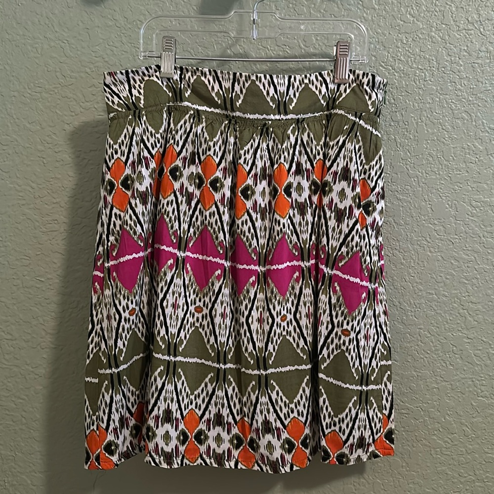 Criss Cross Colorful Skirt Size Medium
